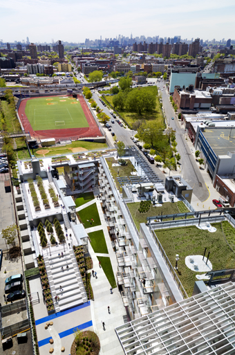 Aerial view of terraced roofs and courtyard: Photograph © David Sundberg/ESTO